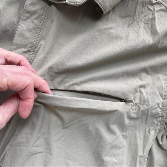 MEC insect-repelling hiking shirt size L - Picture 3 of 9